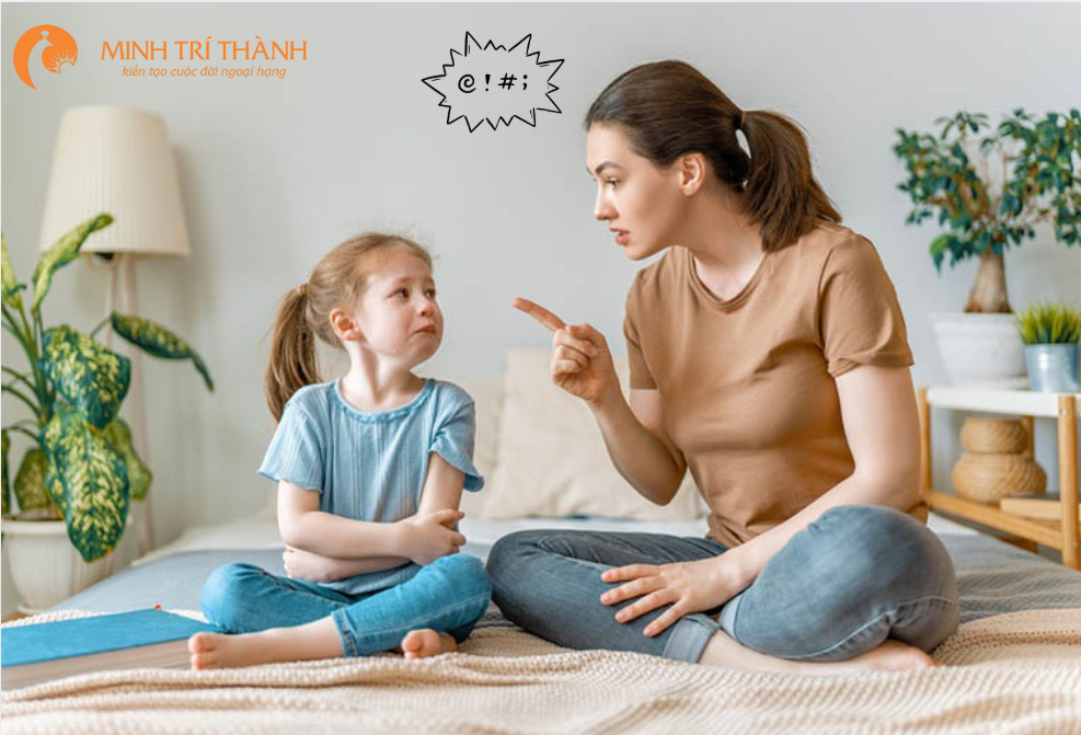 Cha mẹ la mắng con cái