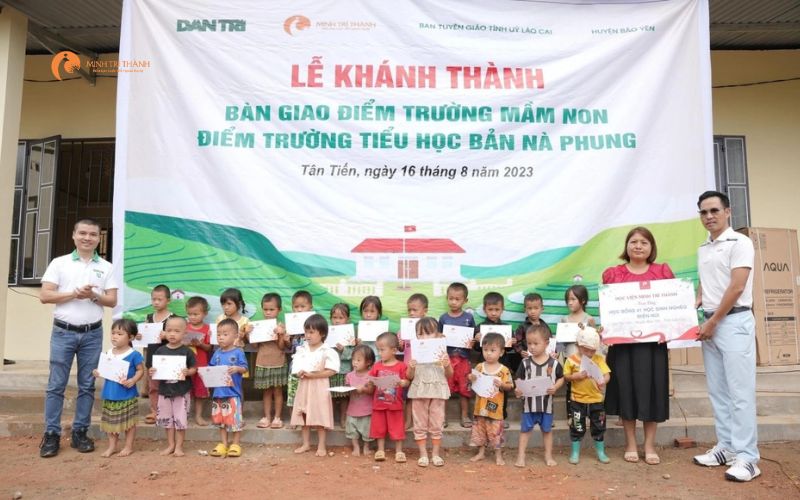 co-lanh-lan-toa-yeu-thuong-4