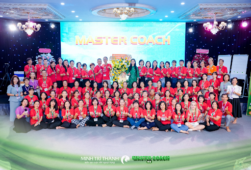 minh-tri-thanh-dong-hanh-cung-gia-dinh-viet-3