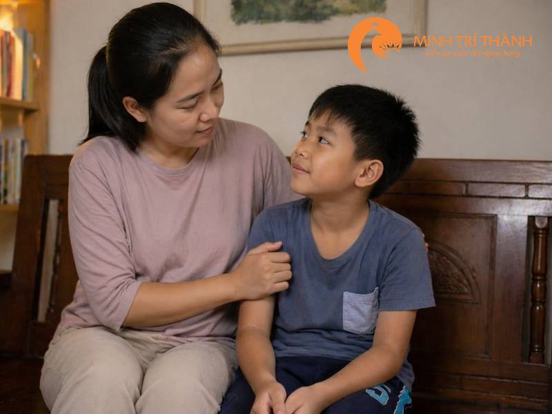 cách xử lý khi trẻ nói dối để tự giác nhận lỗi