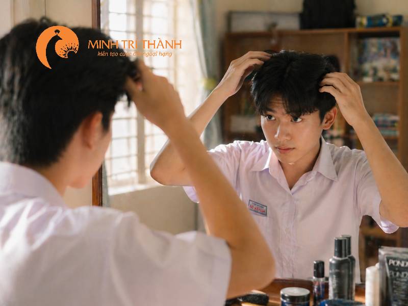 dấu hiệu con yêu sớm từ thay đổi ngoại hình