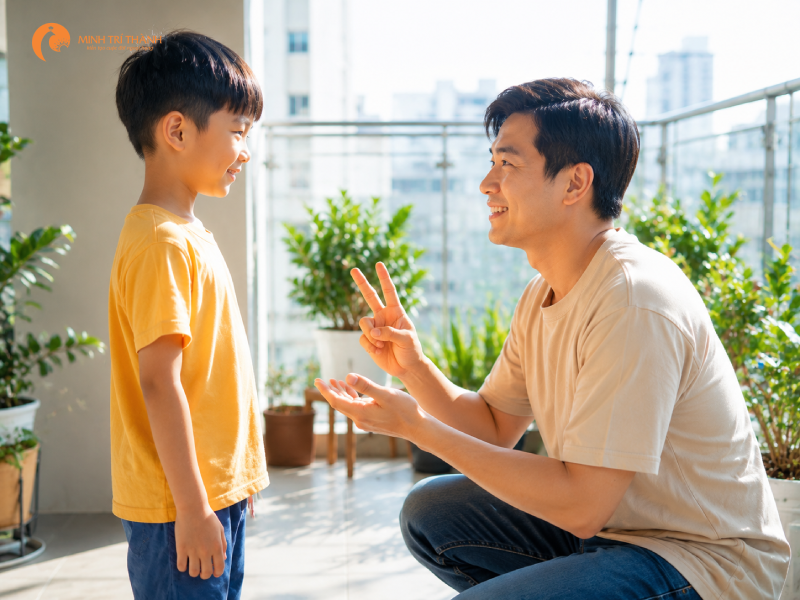 cách dạy con lì lợm theo độ tuổi