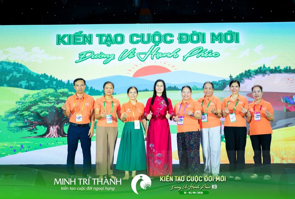 Cô Lanh đồng hành cùng cha mẹ giảm quát mắng con